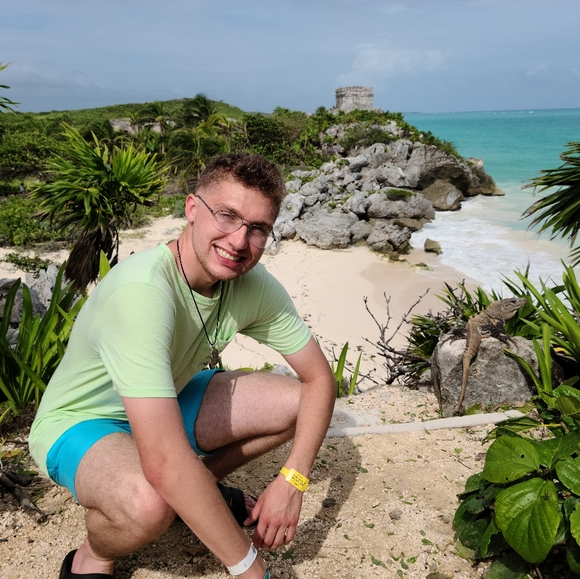 Meet your Posher, Kyland - Picture 1 of 1